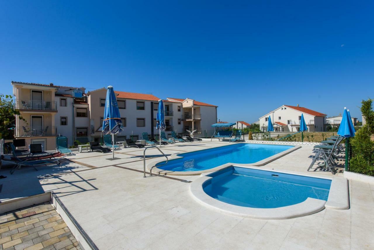 Apartments San Jozef Трогир Экстерьер фото