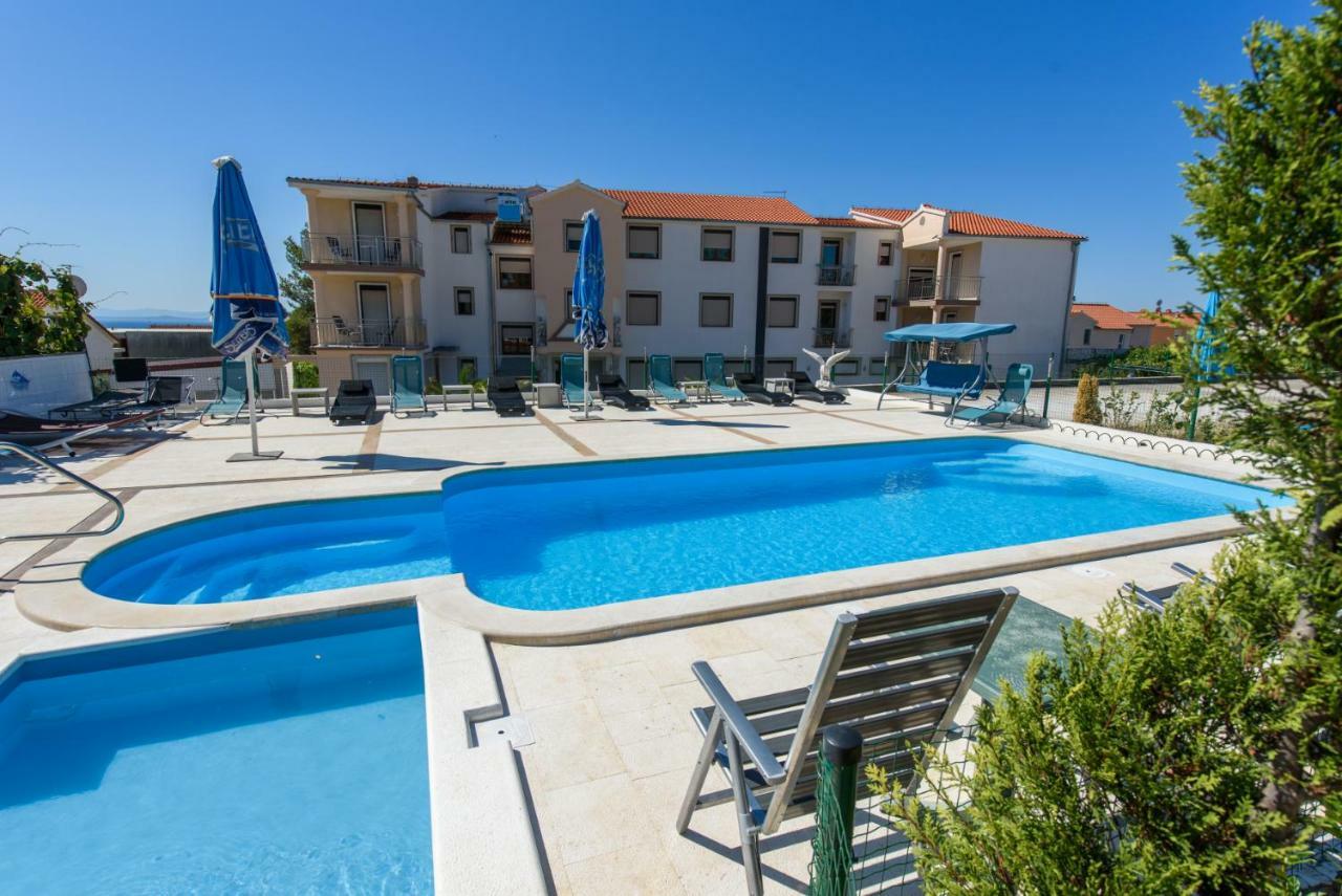 Apartments San Jozef Трогир Экстерьер фото
